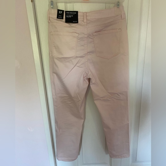 Reitmans BNWT Pink Cropped Jeans - Picture 2 of 8